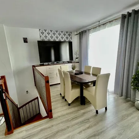 Polanki Luks 2+2+3 Апартаменты *